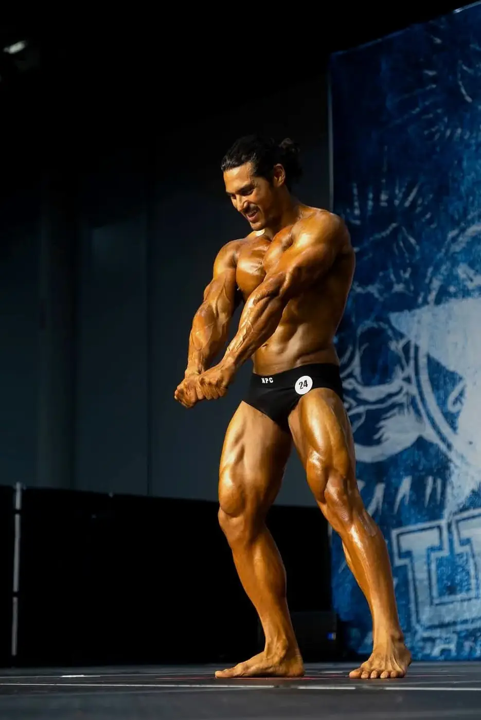 Team Kush athlete class win on stage